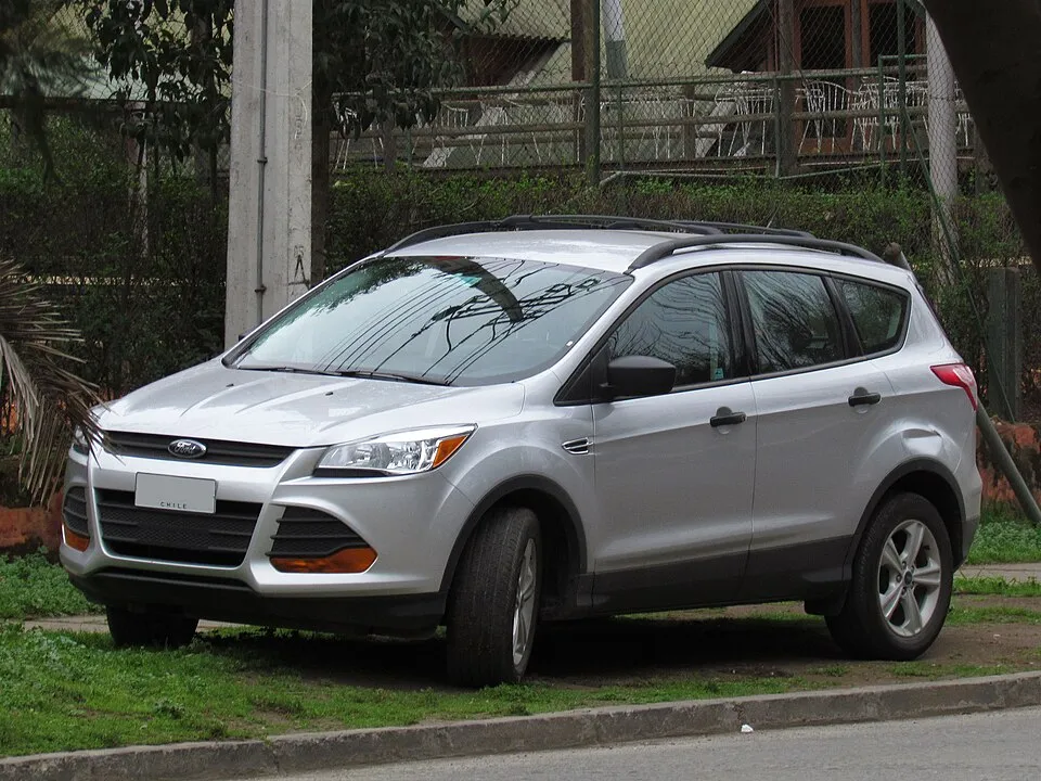 Escape (2012-2019) (ATE_MK100_ESP_(46-pins), L'OEM n'est pas répertorié, Pas de code défauts, Pas de problème de freinage)