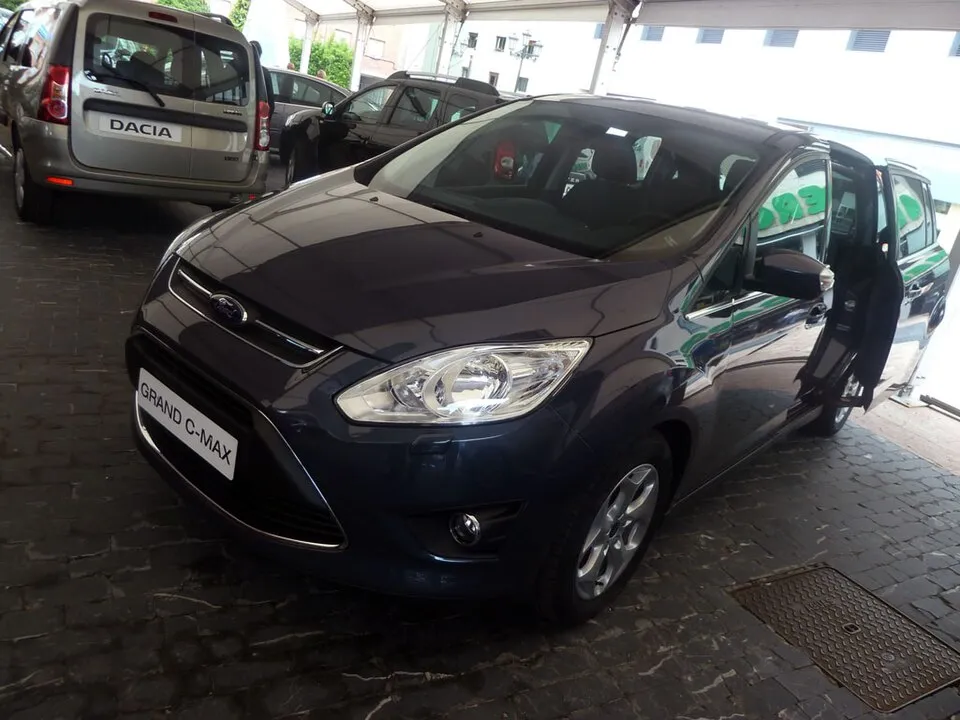 Grand C-Max (2010-2019) (ATE_MK100_ESP_(46-pins), L'OEM n'est pas répertorié, Pas de code défauts, Pas de problème de freinage)