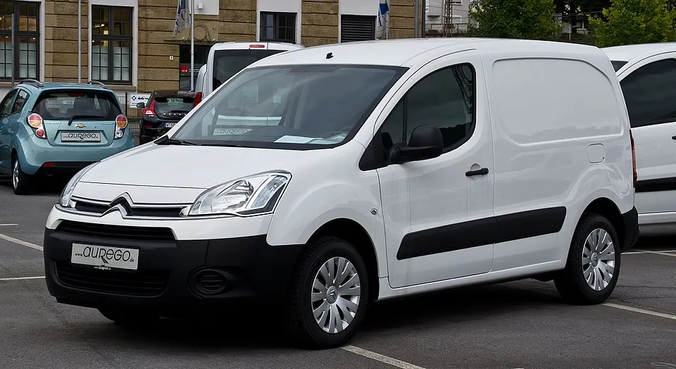 Berlingo B9 (2008-2018) (Bosch_8_ABS, L'OEM n'est pas répertorié, Pas de code défauts, Pas de problème de freinage)