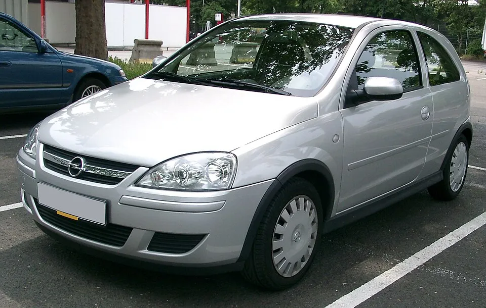 Corsa C (2000-2006) (Bosch_8_ABS, L'OEM n'est pas répertorié, Pas de code défauts, Pas de problème de freinage)