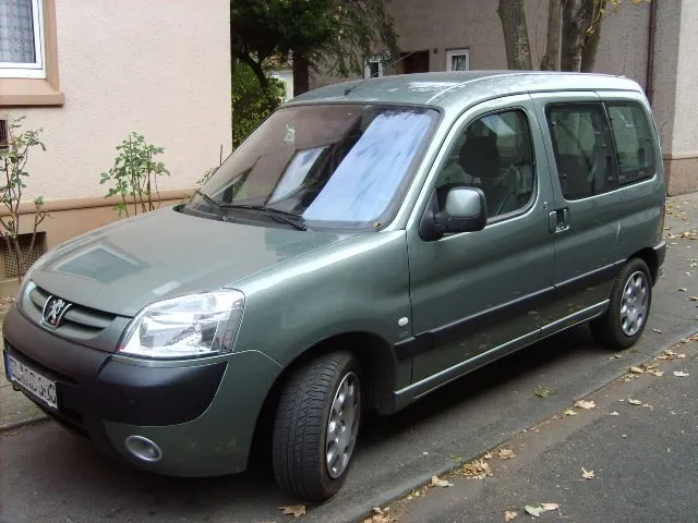 Partner (2003-2009) (Bosch_8_ABS, L'OEM n'est pas répertorié, Pas de code défauts, Pas de problème de freinage)