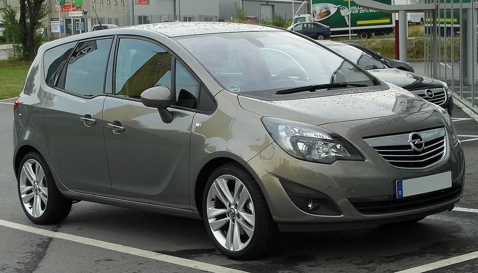 Meriva B (2010-2017) (Bosch_8_ESP, L'OEM n'est pas répertorié, Pas de code défauts, Pas de problème de freinage)