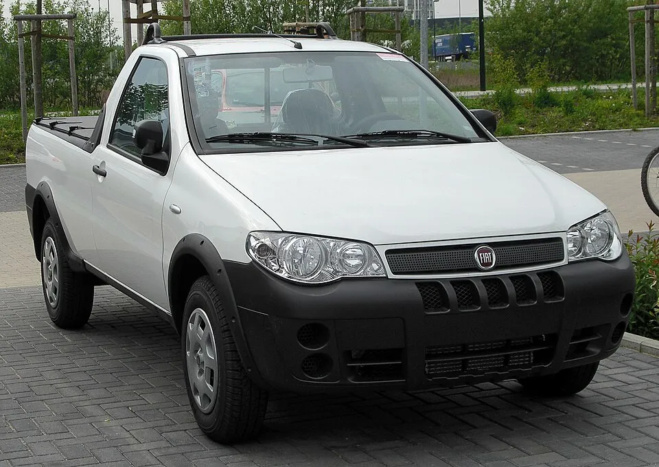 Strada 178E (2006-2013) (Bosch_8_ABS, L'OEM n'est pas répertorié, Pas de code défauts, Pas de problème de freinage)