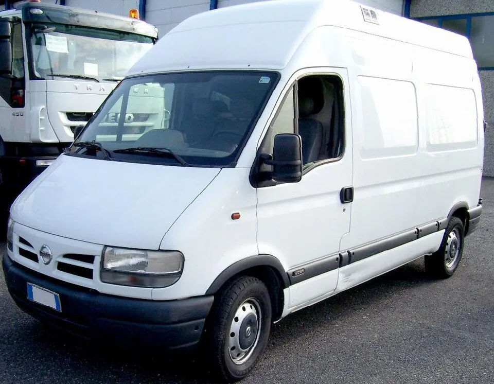 Interstar X70 (2002-2014) (Bosch_8_ABS, L'OEM n'est pas répertorié, Pas de code défauts, Pas de problème de freinage)