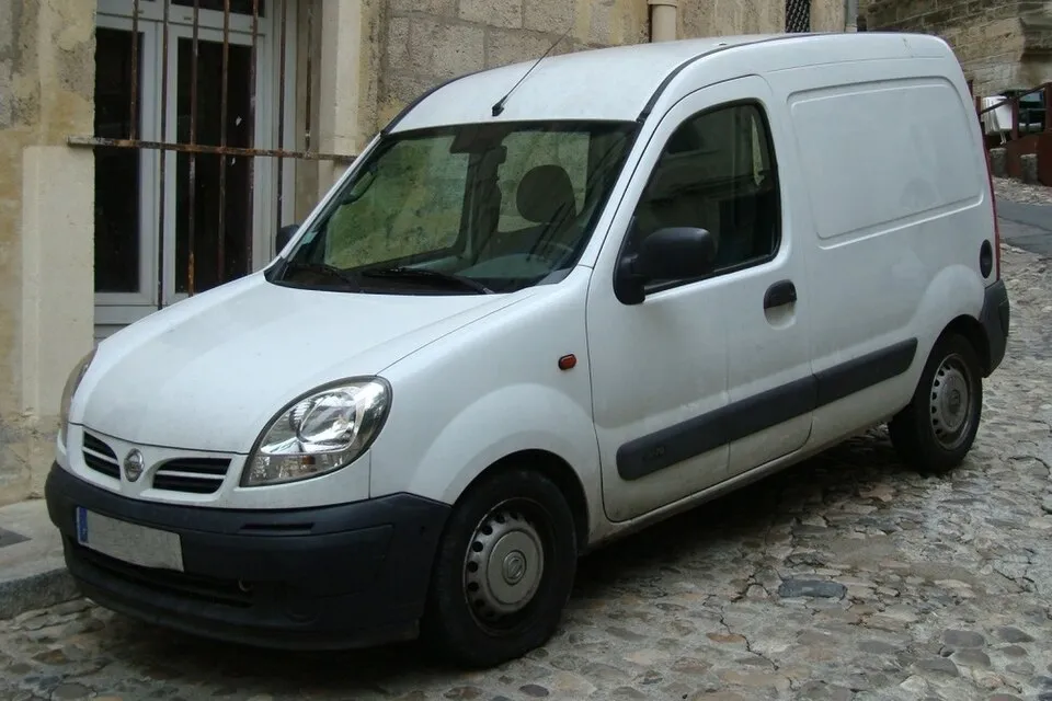 Kubistar X76 (2003-2009) (Bosch_8_ABS, L'OEM n'est pas répertorié, Pas de code défauts, Pas de problème de freinage)