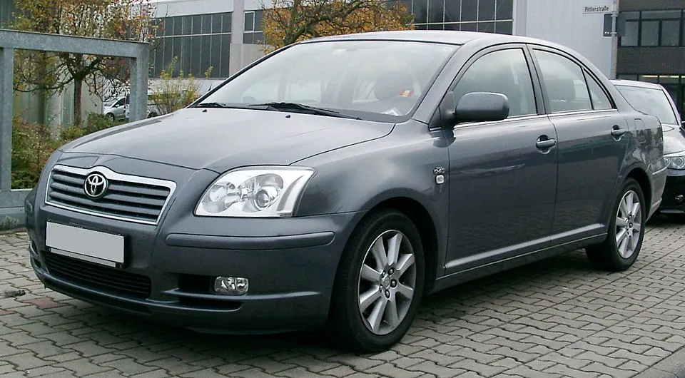 Avensis T25 (2003-2008)