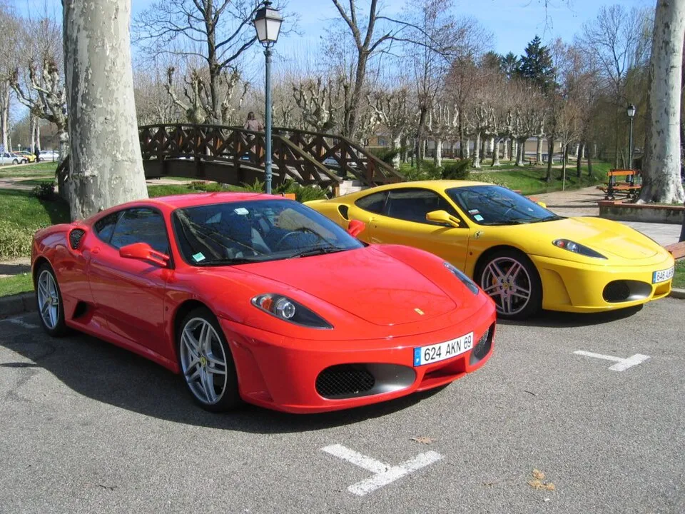 F430 (2005-2009) (Bosch_8_ESP, L'OEM n'est pas répertorié, Pas de code défauts, Pas de problème de freinage)