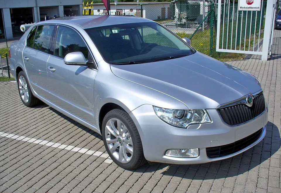 Superb 3T (2008-2015) (ATE_MK60, L'OEM n'est pas répertorié, Pas de code défauts, Pas de problème de freinage)