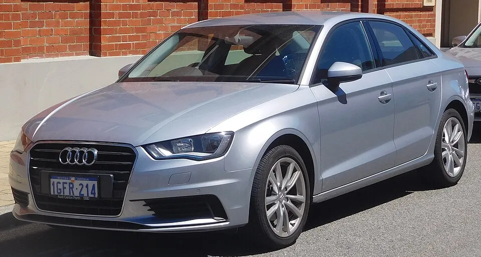 A3 8V (2012-2020) (ATE_MK100_ESP (38-pins), L'OEM n'est pas répertorié, Pas de code défauts, Pas de problème de freinage)
