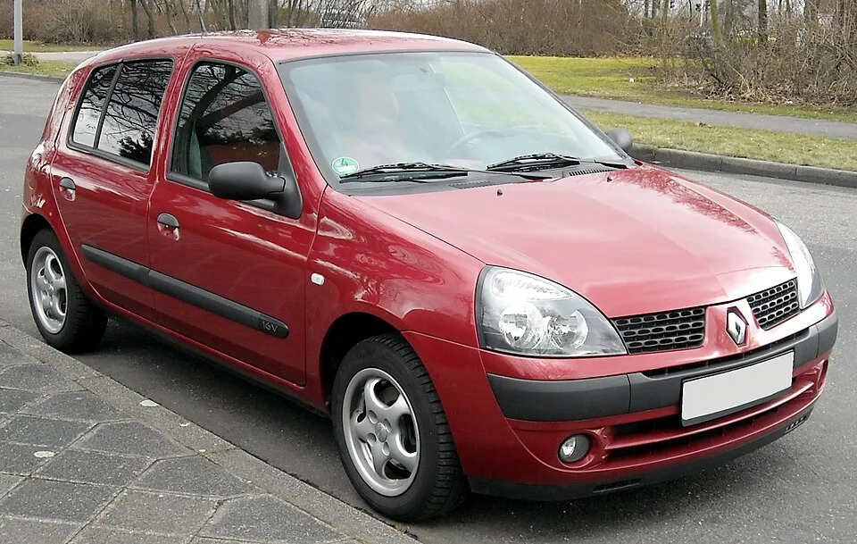 Clio II (1998-2005) (Bosch_8_ABS, L'OEM n'est pas répertorié, Pas de code défauts, Pas de problème de freinage)
