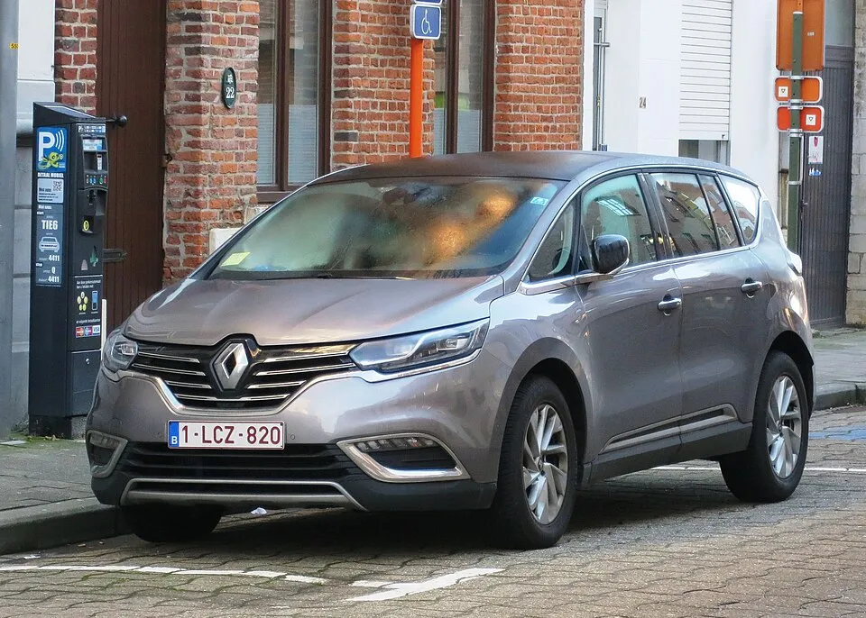 Espace V (2015-2022) (ATE_MK100_ESP (38-pins), L'OEM n'est pas répertorié, Pas de code défauts, Pas de problème de freinage)